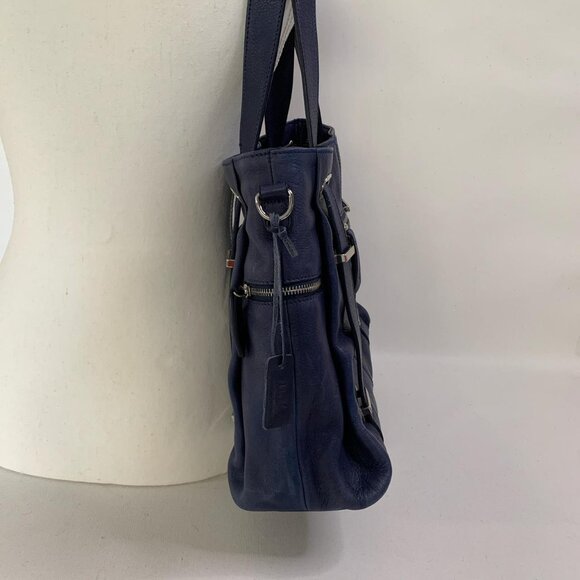 Stylish **Miah** navy blue leather - Picture 3 of 8